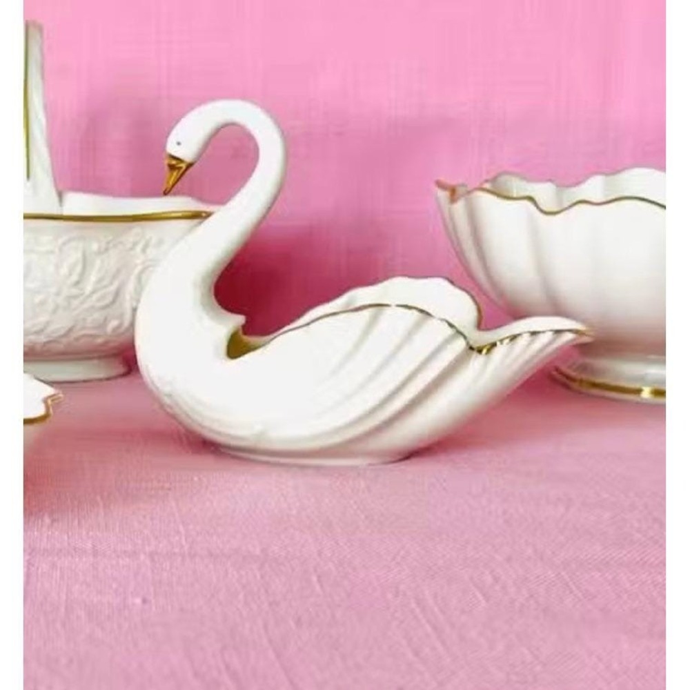 Lenox Swan Trinket / Candy Dish / Wedding Cake Topper - 4" - 24k Gold Trim
